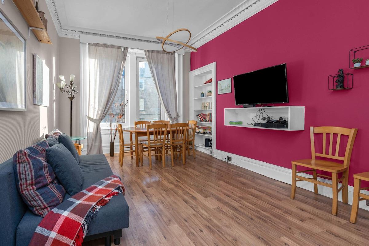 Free Parking | City Centre | Sleeps 9 | 3 Bedrooms6
